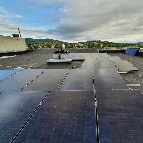 Bluesun 20kw のグリッド ソーラー システムがノルウェーに正常に設置されました
