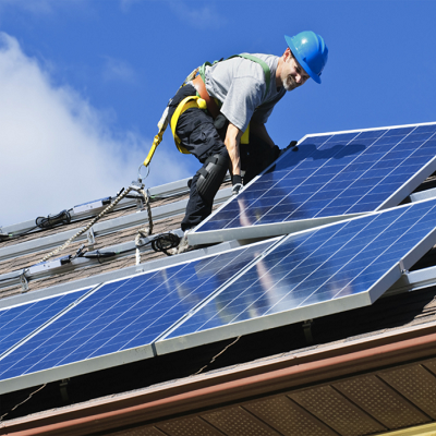 フランスは太陽エネルギー消費に対する電力税を免除