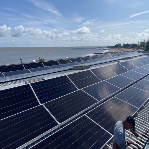 南アフリカの屋上太陽光発電容量は441万kWに近い