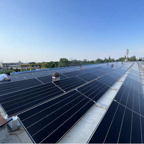 ブルガリアのBLUESUN 500KW太陽光発電システム
        